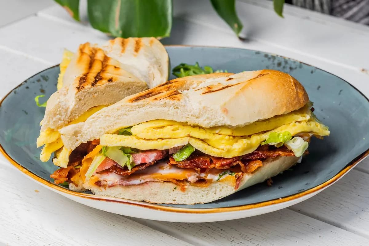 Breakfast Sandwich.jpg
